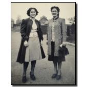 Enriqueta Maíz Estéban (Niña:Reg No.108)<br />Rita Victoria Gómez Mateo (Maestra:Reg No.67)<br />Taken circa 1940 in Witney, Oxfordshire