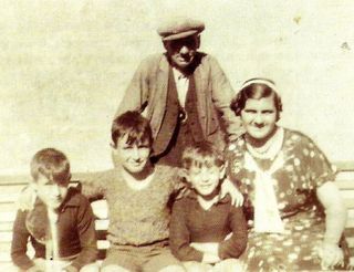 Luis, José, Ramón Santamaria